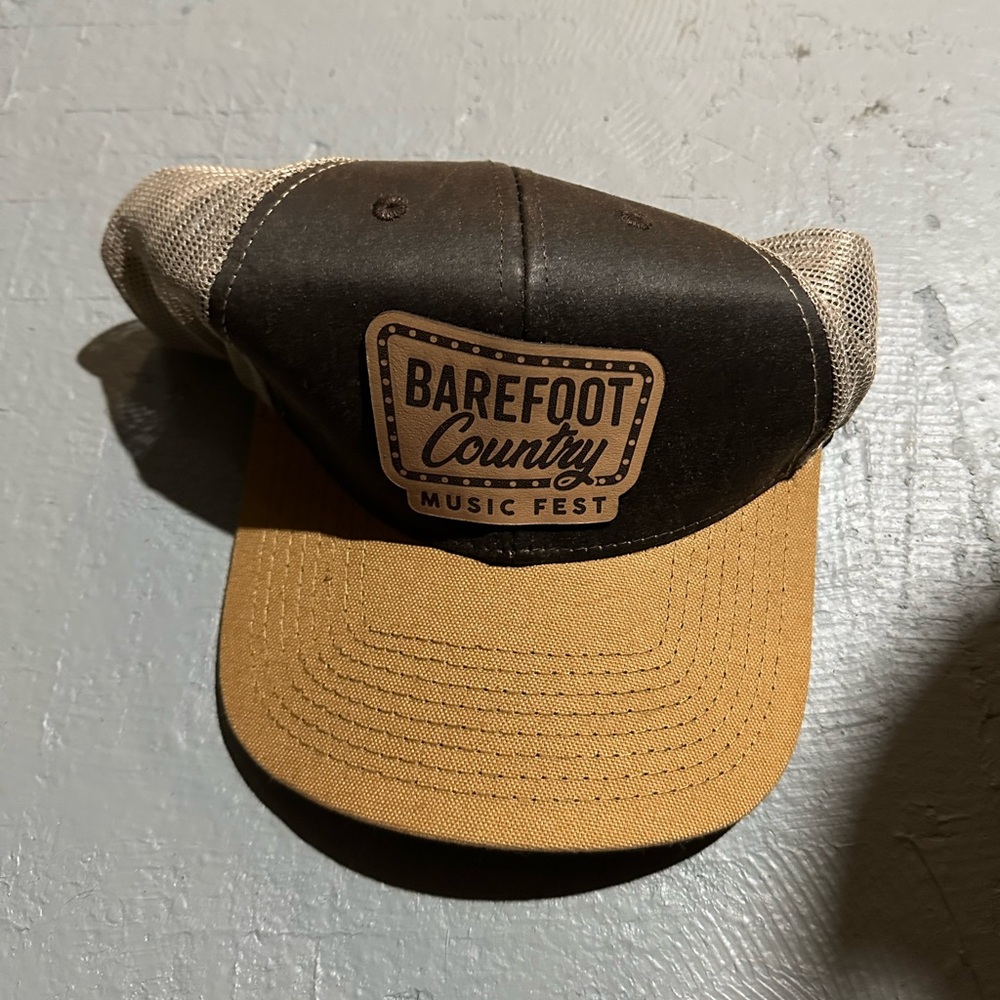 Barefoot country music fest hat
